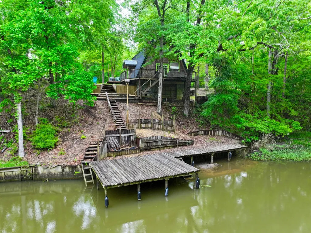 57 Fernway Court Camden AL 36726