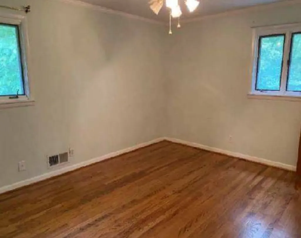 422 W 45th Street Anniston AL 36206