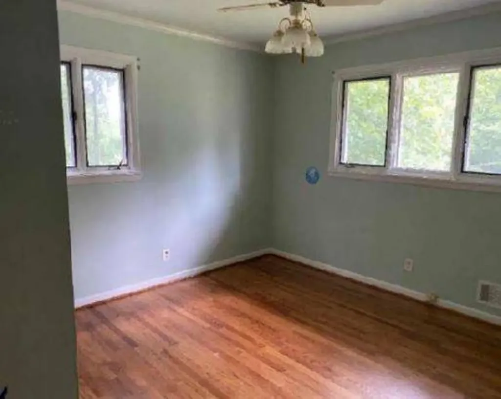 422 W 45th Street Anniston AL 36206