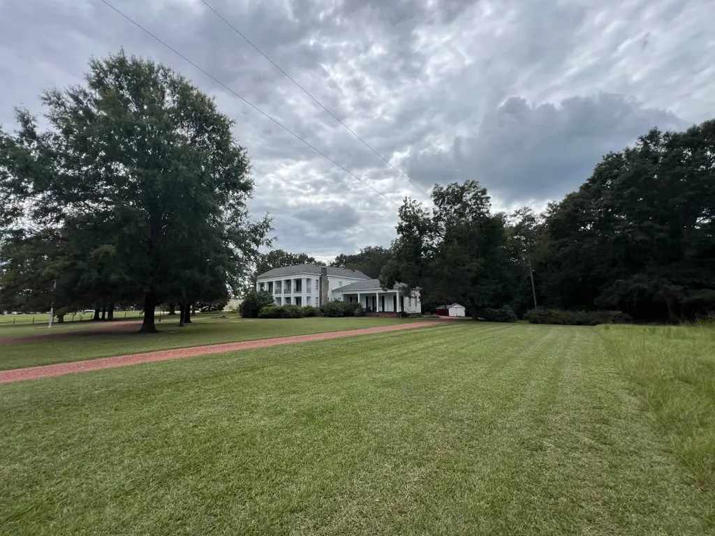 1499 South Washington Marion AL 36756