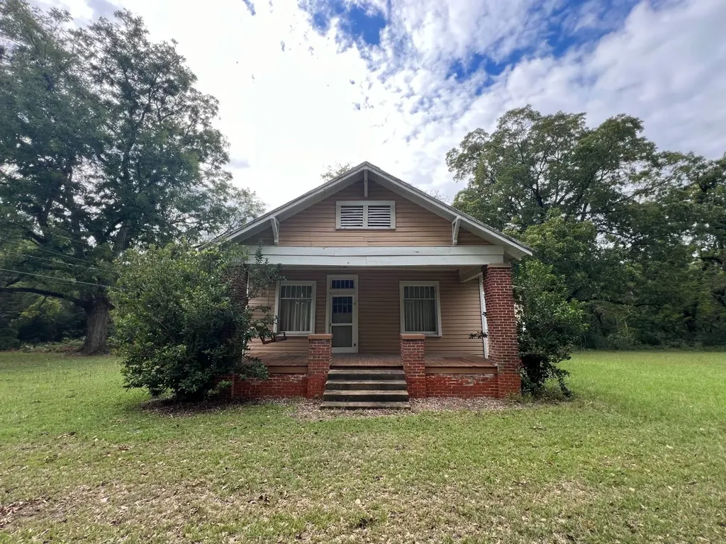 1499 South Washington Marion AL 36756