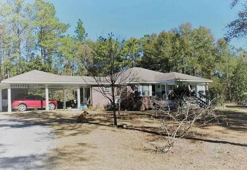 10051 Sweetwater Drive N Chunchula AL 36521