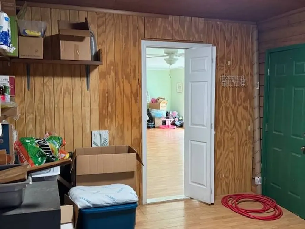 401 E. Center Avenue Linden AL 36748