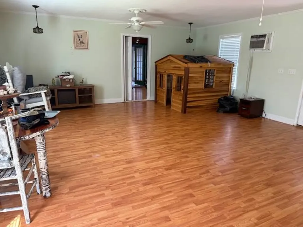 401 E. Center Avenue Linden AL 36748