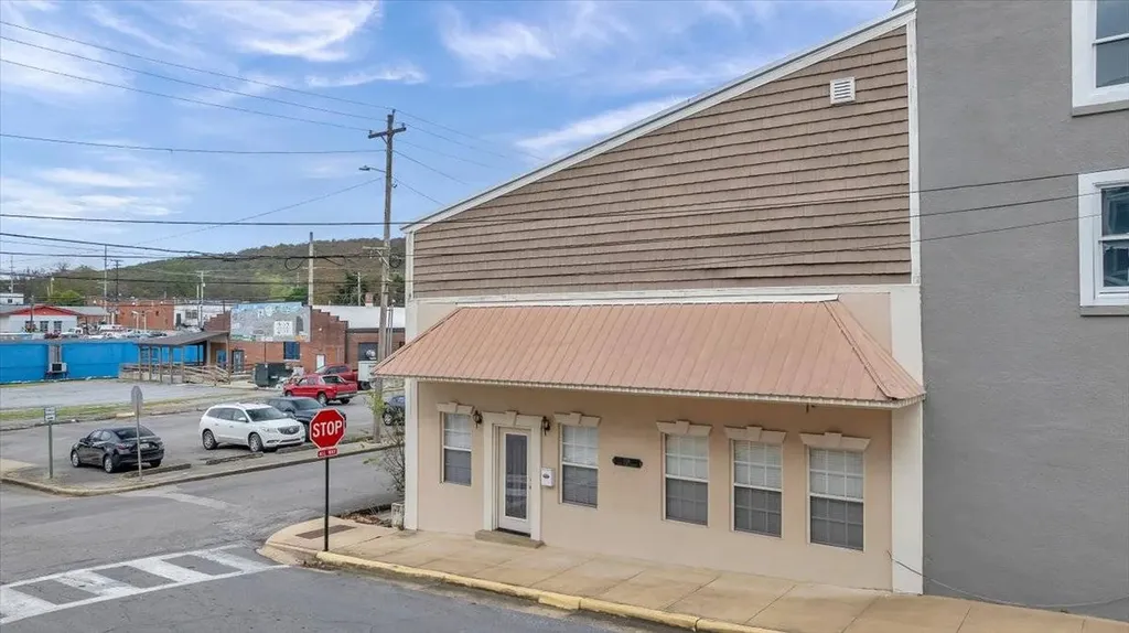 106 West Laurel Street Scottsboro AL 35768