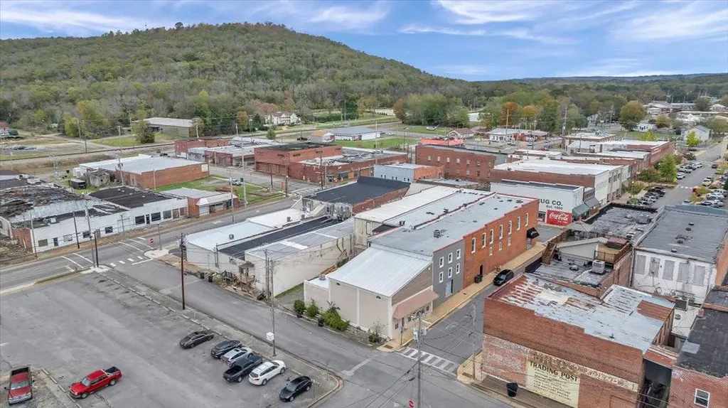 106 West Laurel Street Scottsboro AL 35768