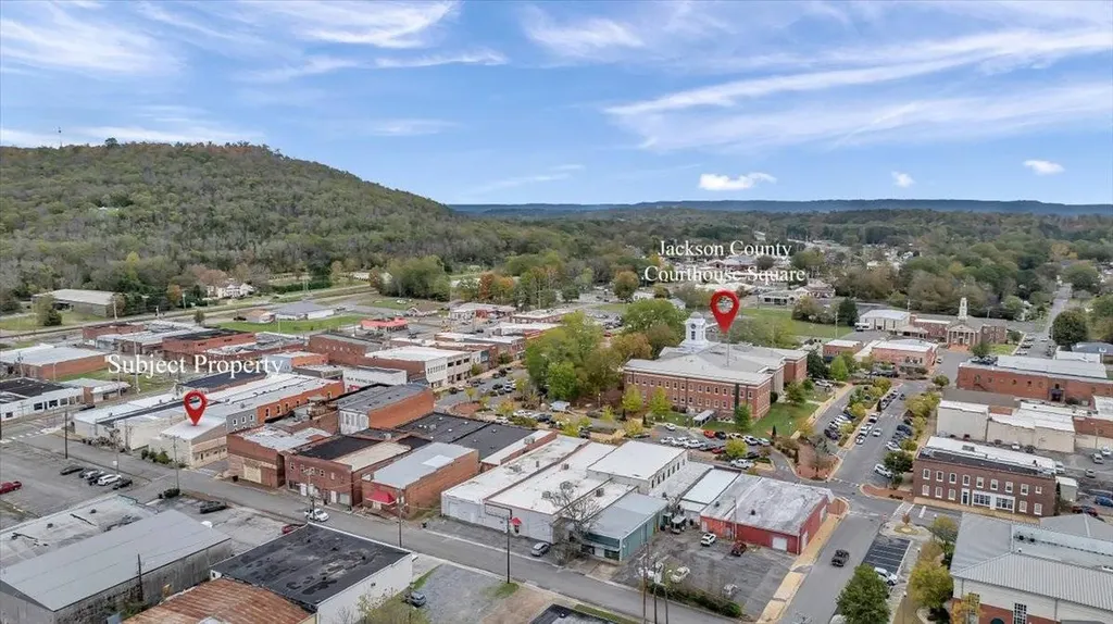 106 West Laurel Street Scottsboro AL 35768