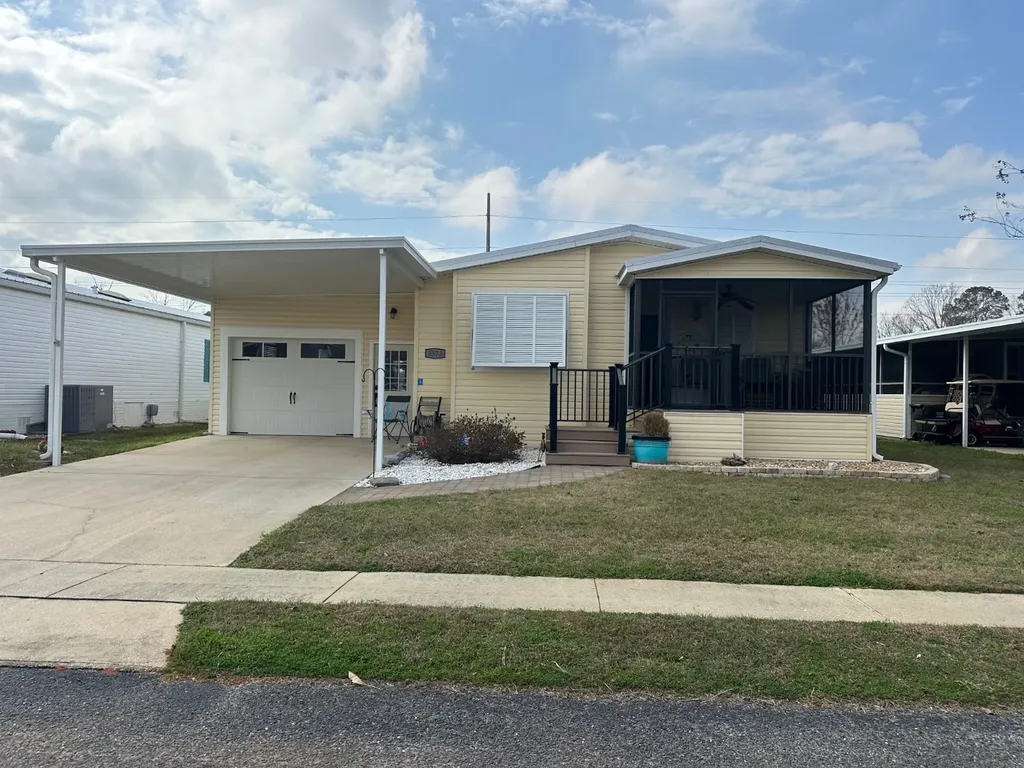 8573 Carriage Way Foley AL 36535