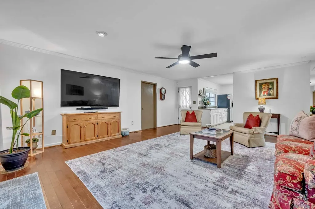 2613 Vann Drive Gardendale AL 35071
