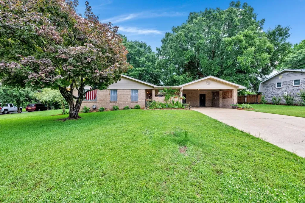 2613 Vann Drive Gardendale AL 35071