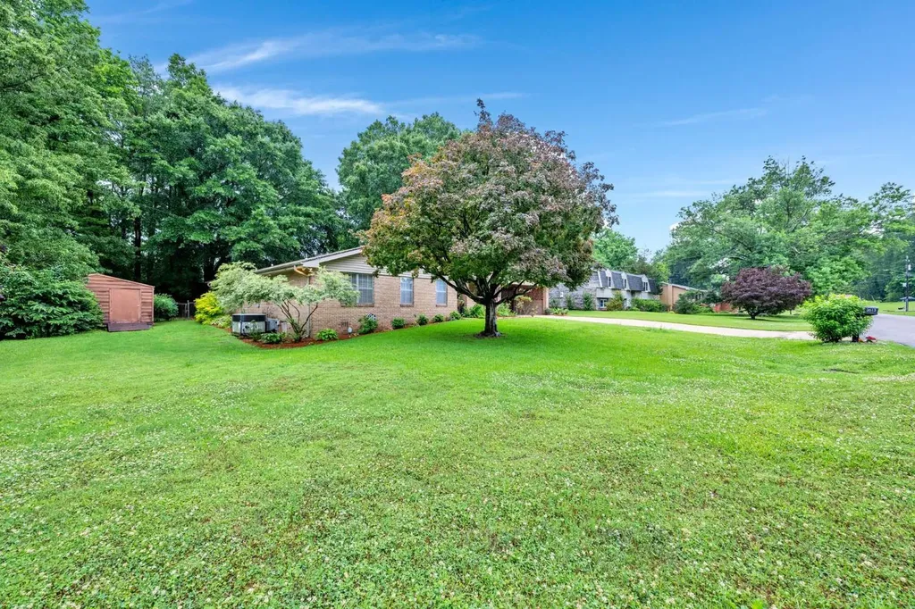 2613 Vann Drive Gardendale AL 35071