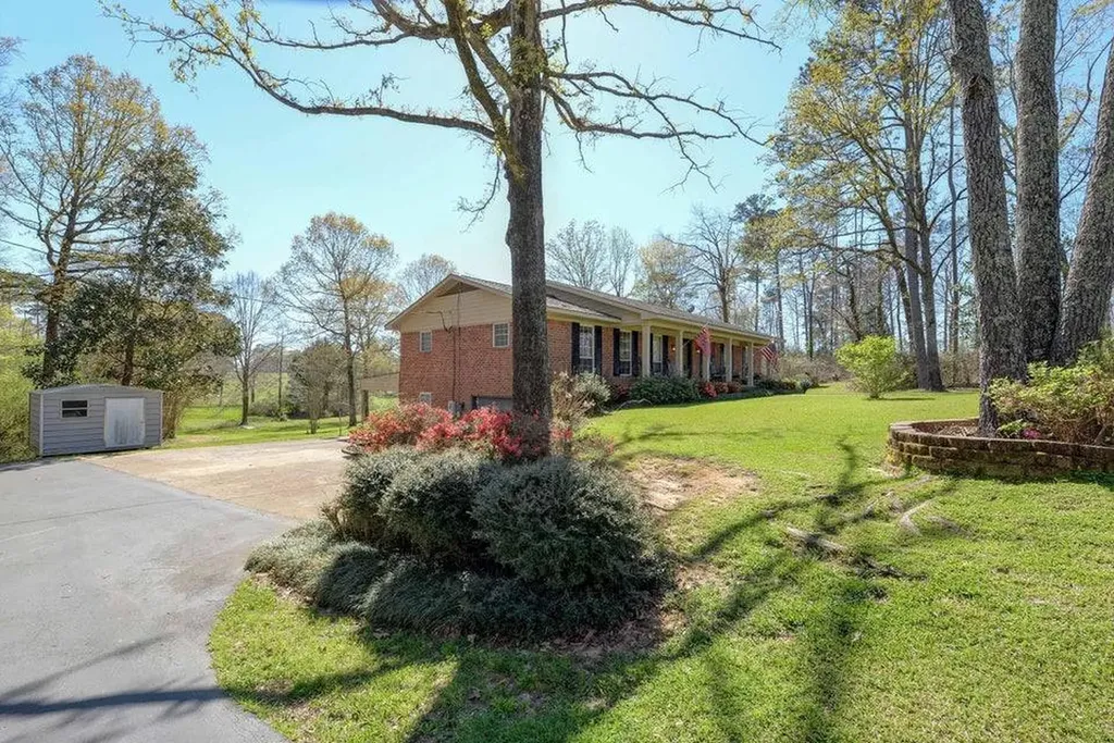 231 Fairway Drive Butler AL 36904