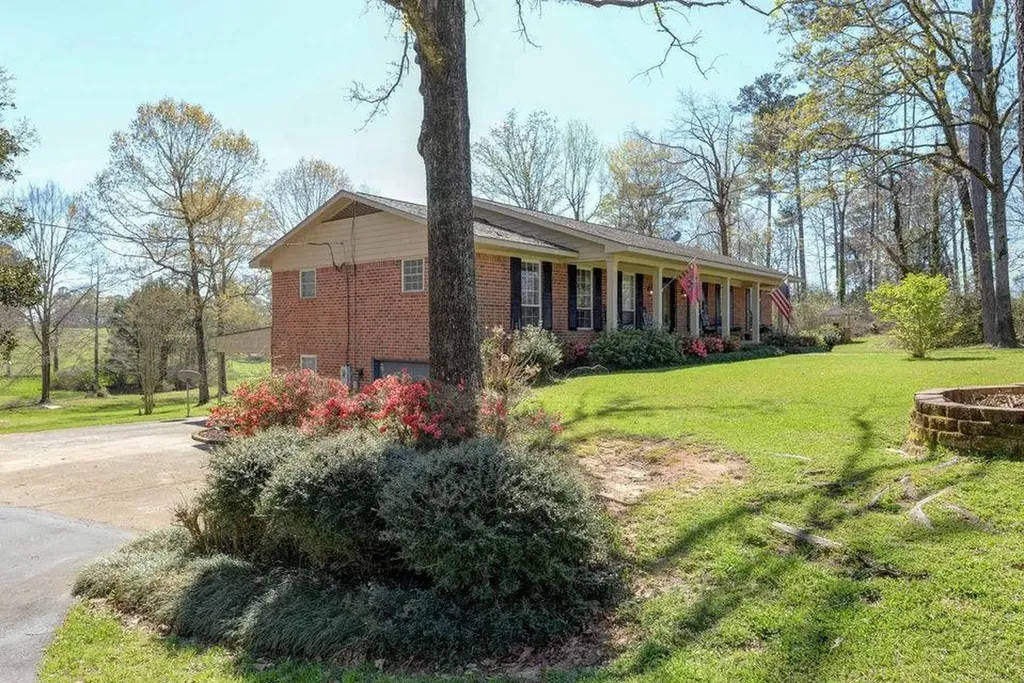 231 Fairway Drive Butler AL 36904