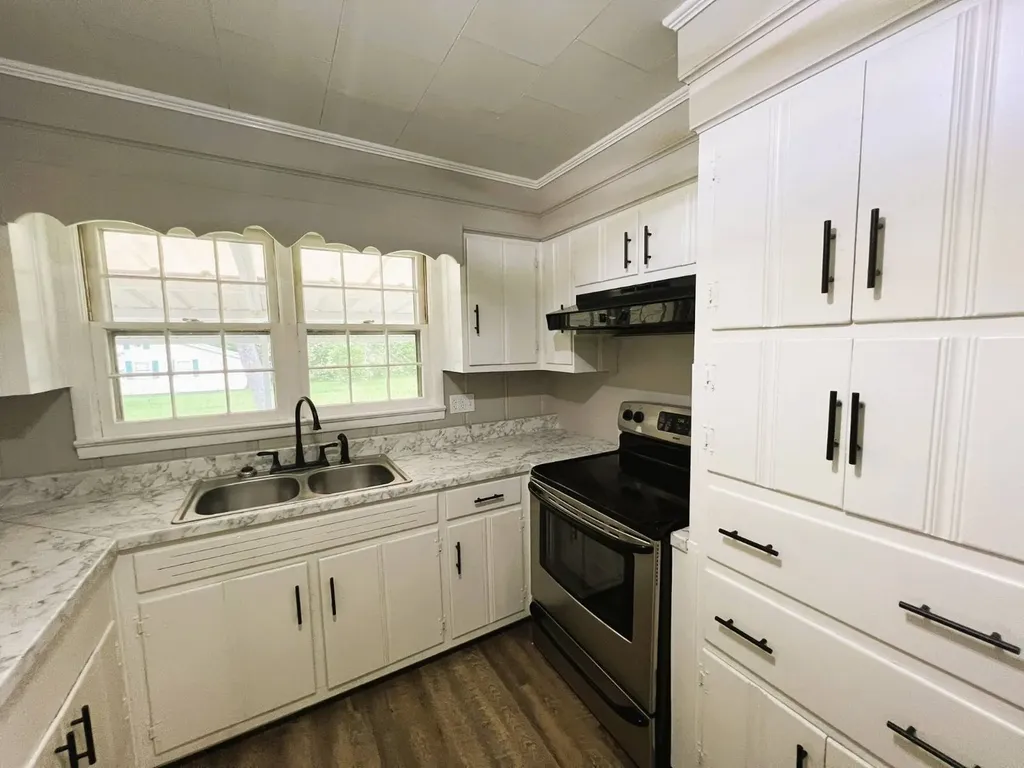 1510 W. Jackson Demopolis AL 36732