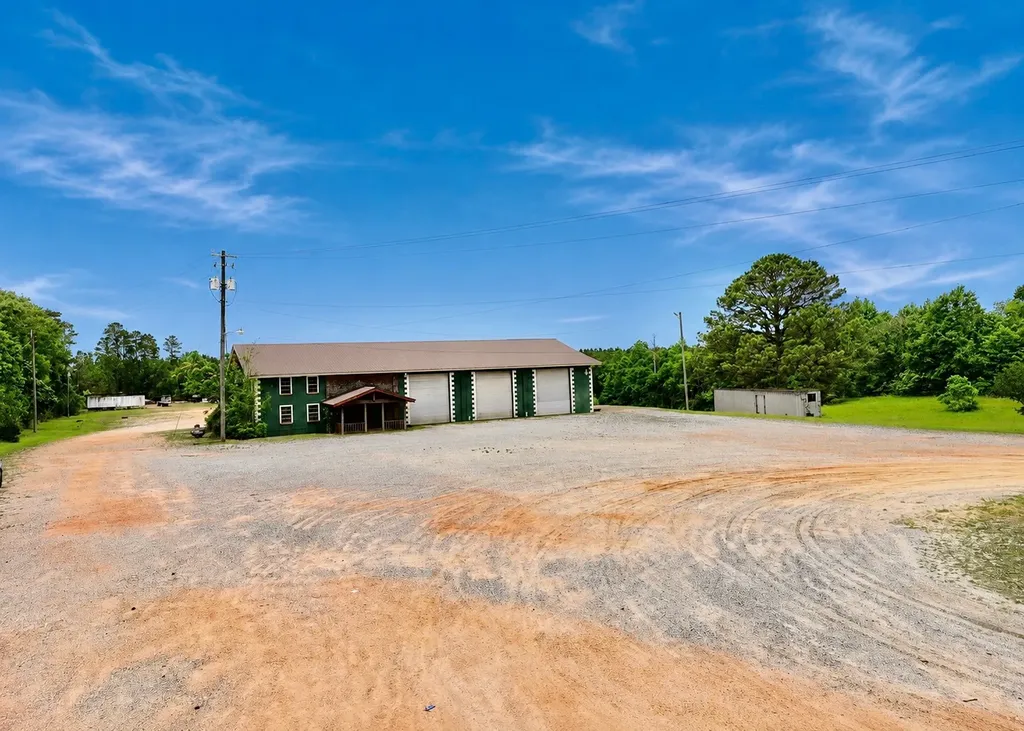 23980 Highway 84 Grove Hill AL 36451