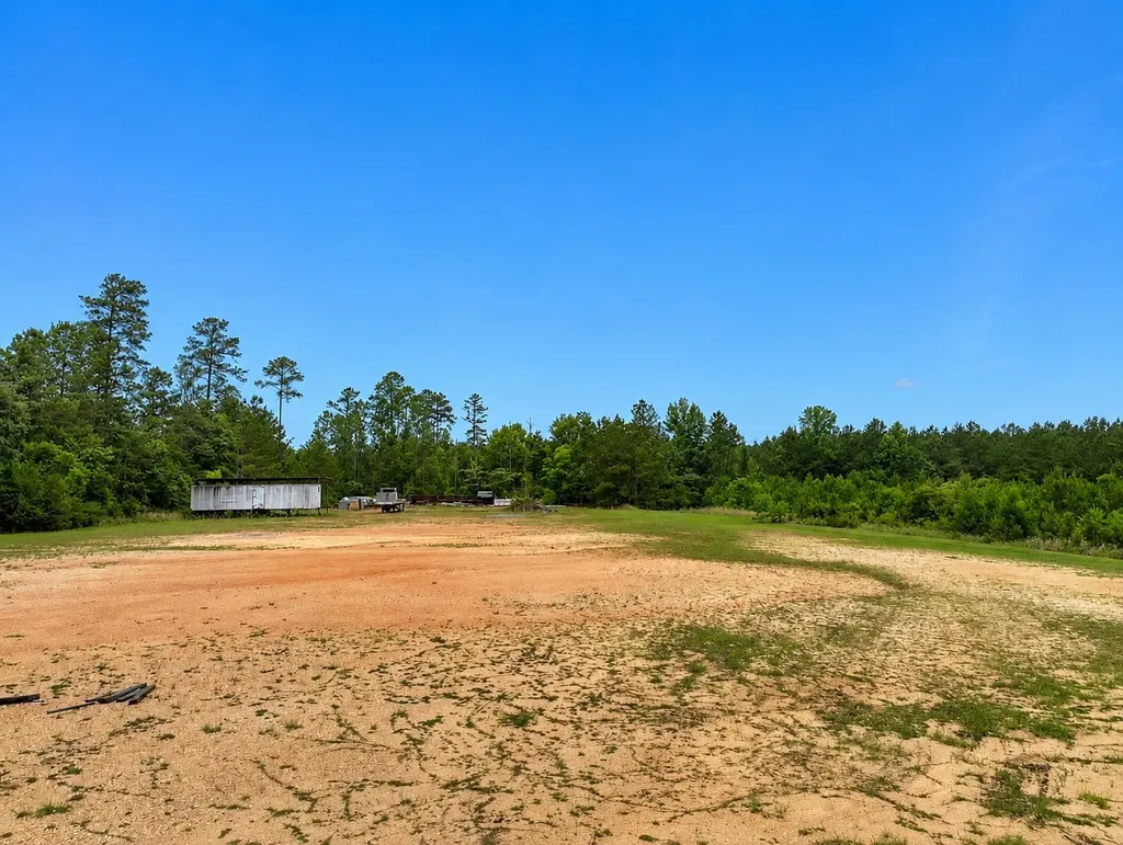 23980 Highway 84 Grove Hill AL 36451