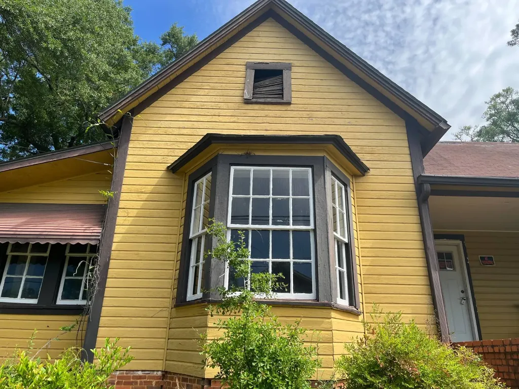 208 West Mill Street Georgiana AL 36033