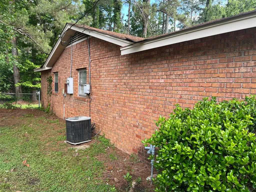 6225 Wares Ferry Road Montgomery AL 36117
