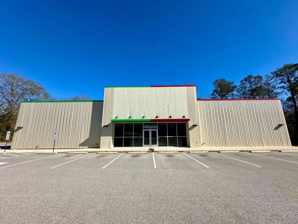 365 River Street East Coffeeville AL 36524