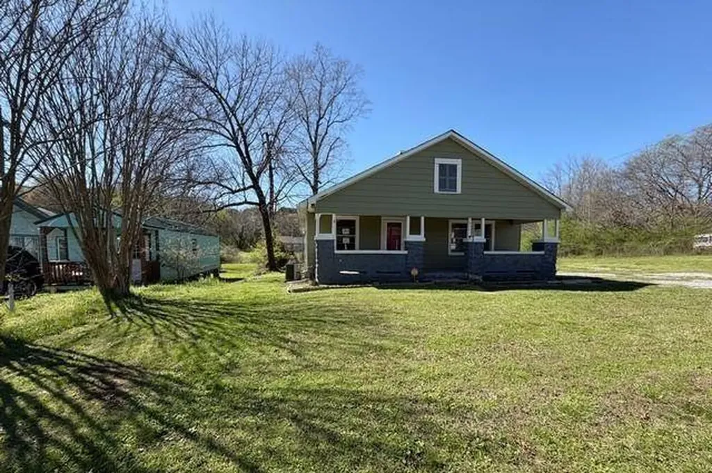 1611 Edwards Street Dolomite AL 35061