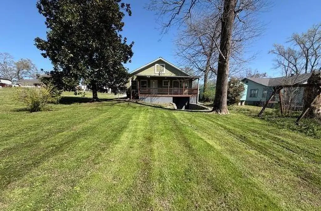 1611 Edwards Street Dolomite AL 35061