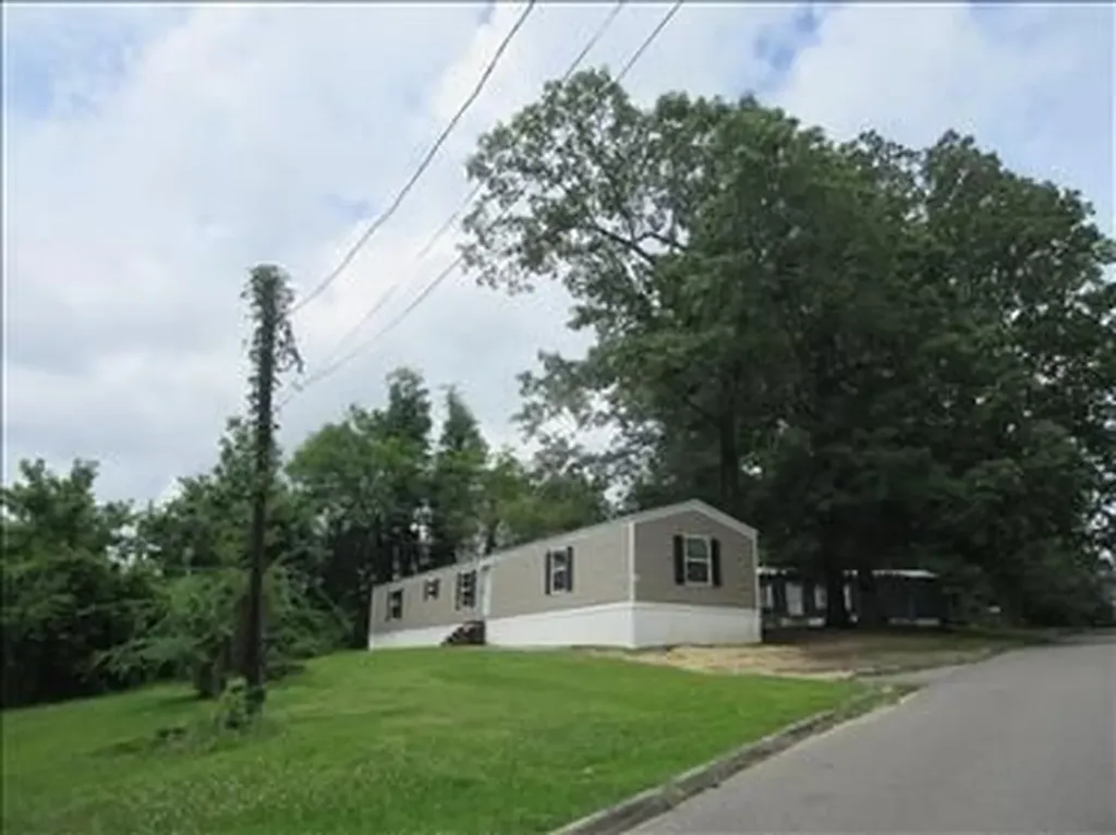 76 Heathermoore Circle Moody AL 35004