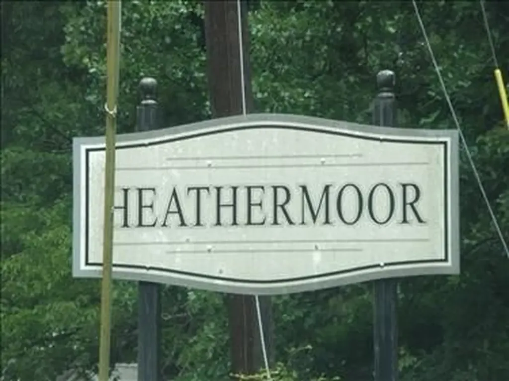76 Heathermoore Circle Moody AL 35004