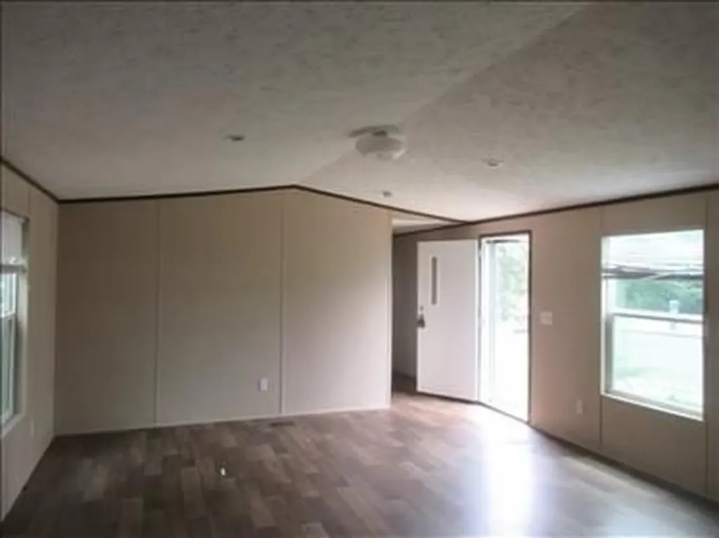 76 Heathermoore Circle Moody AL 35004