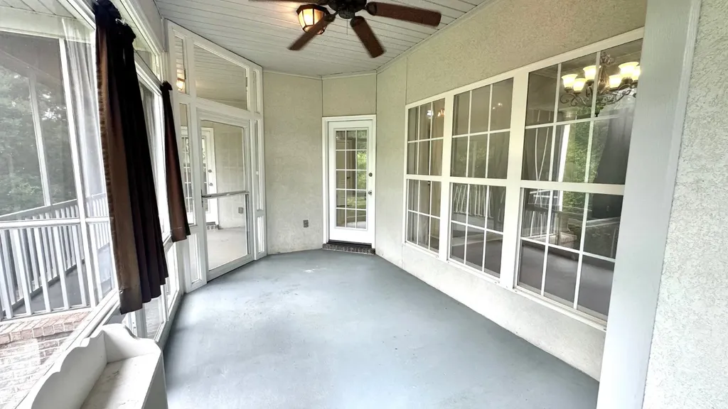 516 Whispering Wind Way Deatsville AL 36022