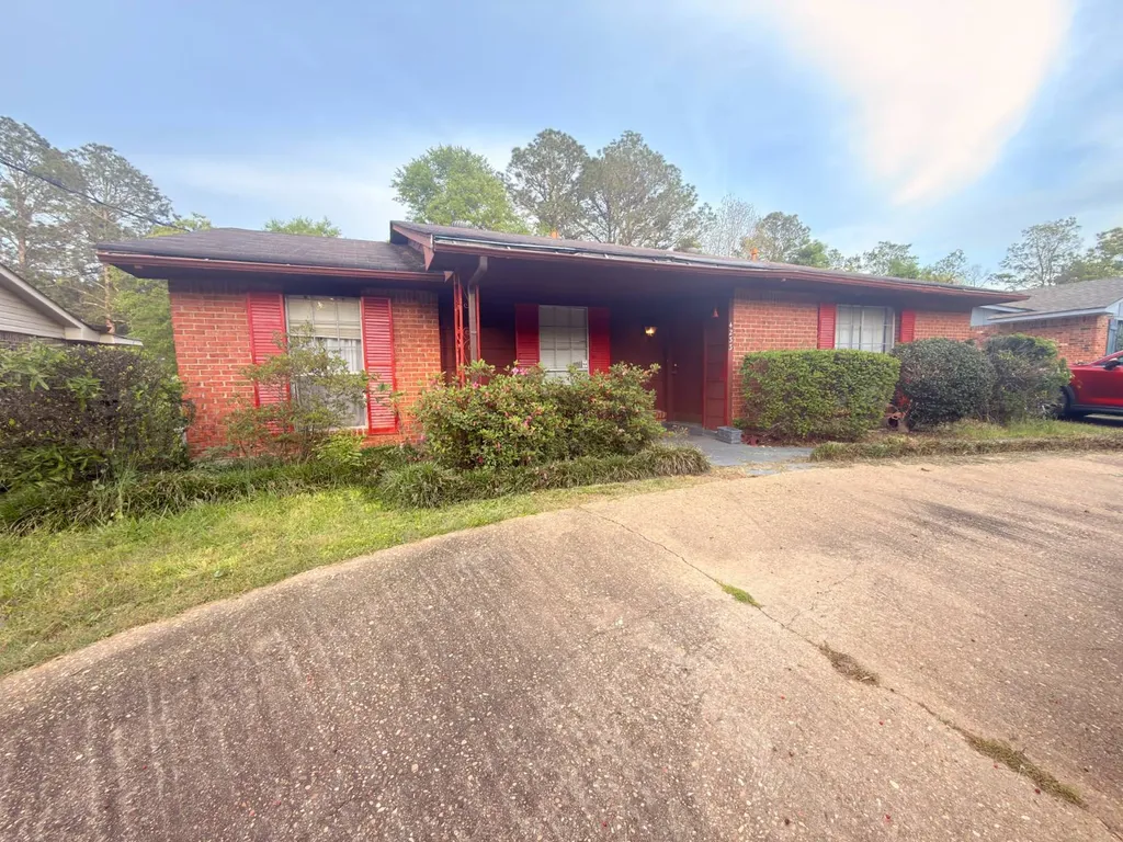 4233 Gateway Drive Montgomery AL 36108
