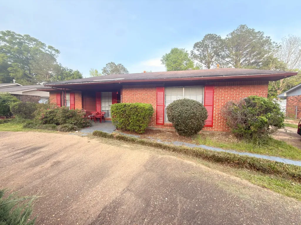 4233 Gateway Drive Montgomery AL 36108