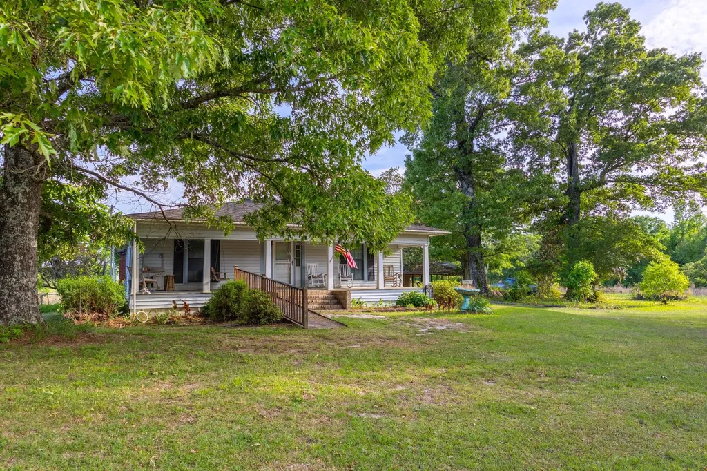 1683 W Mill Street Georgiana AL 36033