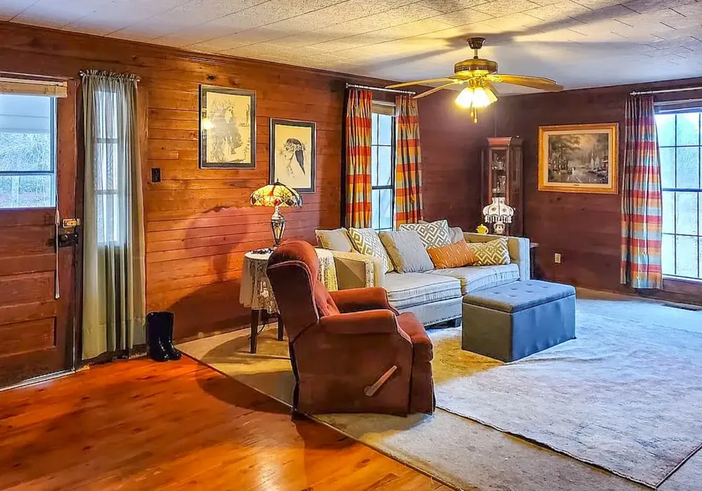 1683 W Mill Street Georgiana AL 36033