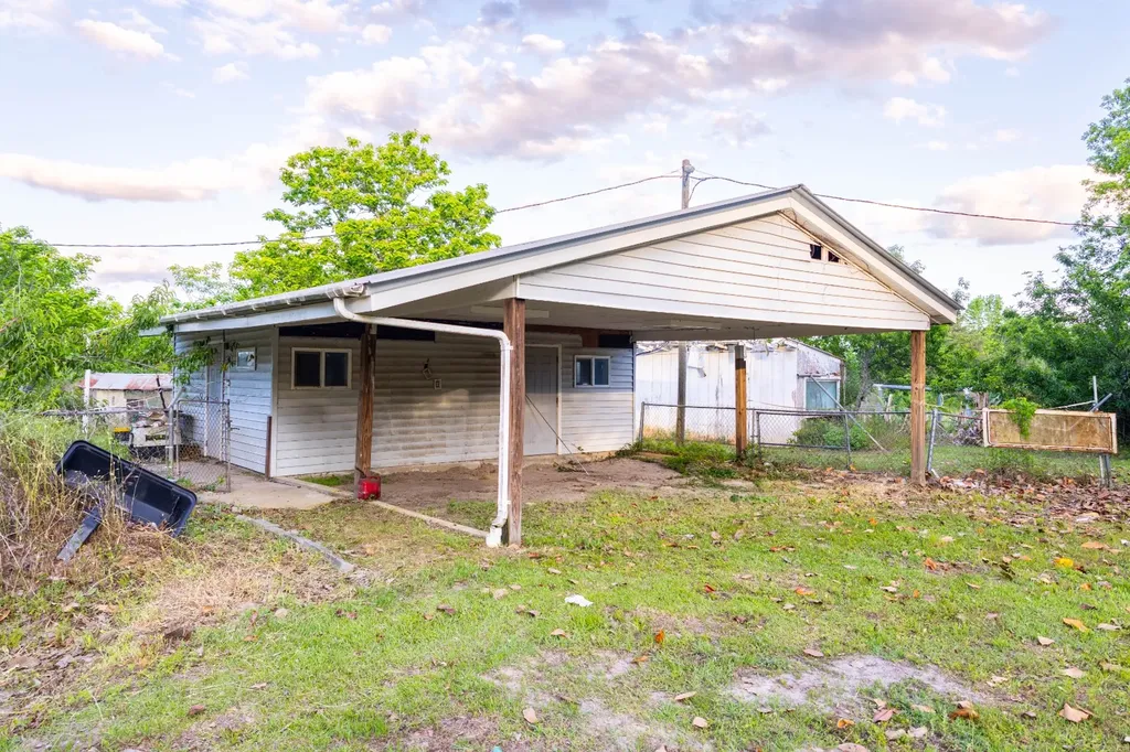 1683 W Mill Street Georgiana AL 36033