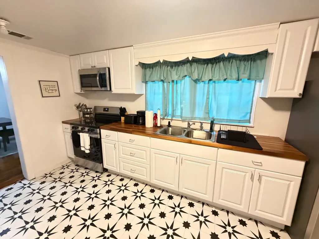 329 Morris Street Grove Hill AL 36451