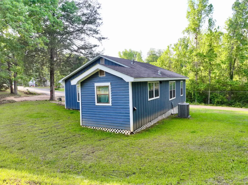 329 Morris Street Grove Hill AL 36451