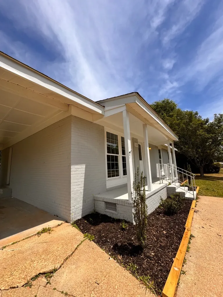 1600 Bruce Avenue Opelika AL 36801