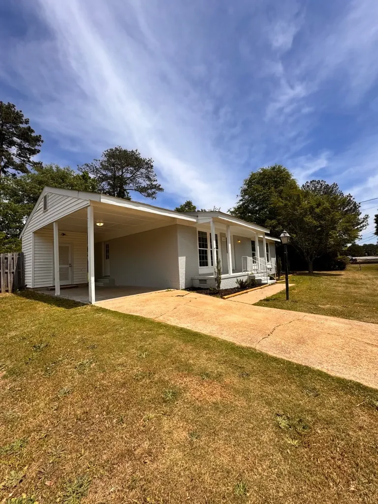 1600 Bruce Avenue Opelika AL 36801