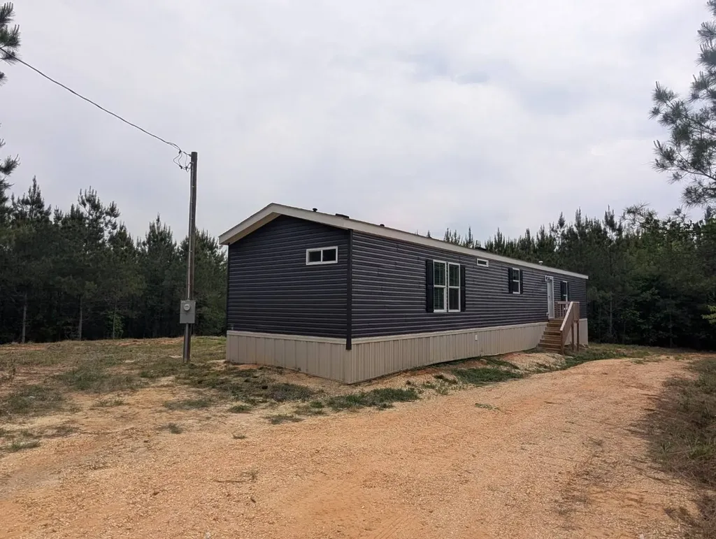 1101 Nixon Road Georgiana AL 36033