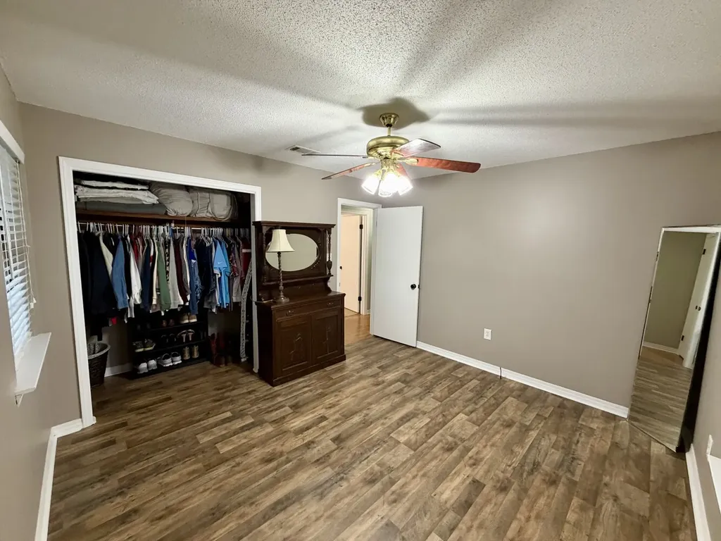 401 A.g. Taylor Road Deer Park AL 36529