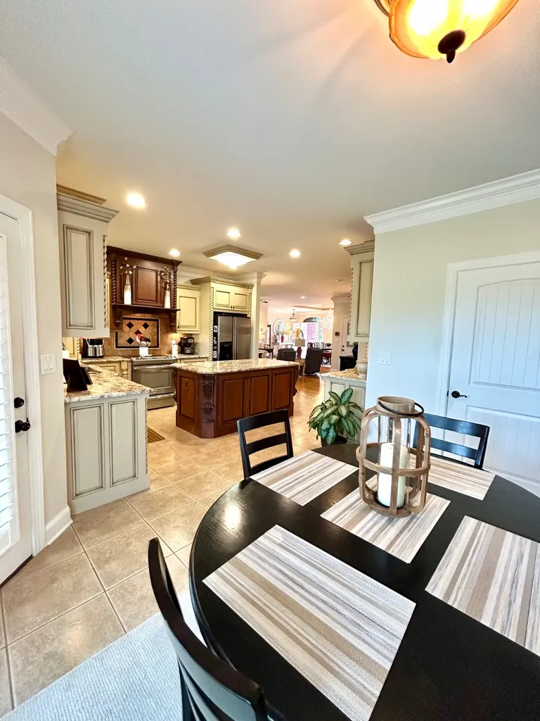 252 Plantation Springs Drive Florence AL 35630