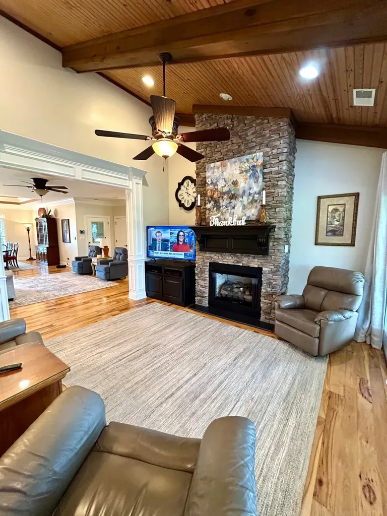 252 Plantation Springs Drive Florence AL 35630