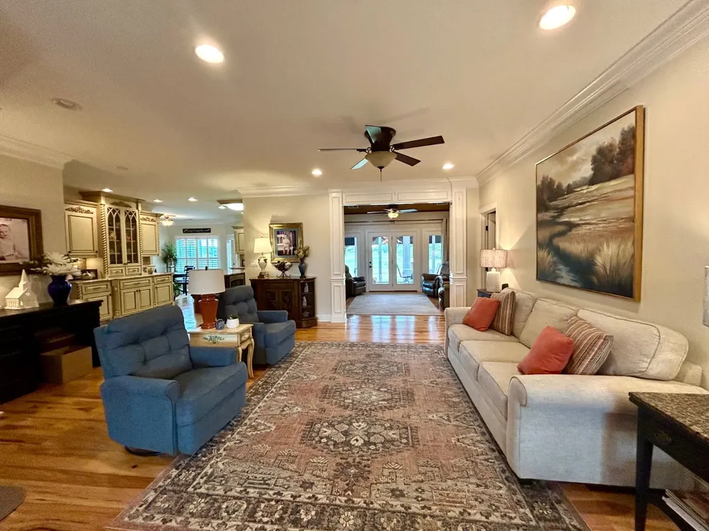 252 Plantation Springs Drive Florence AL 35630