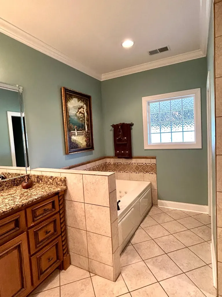 252 Plantation Springs Drive Florence AL 35630