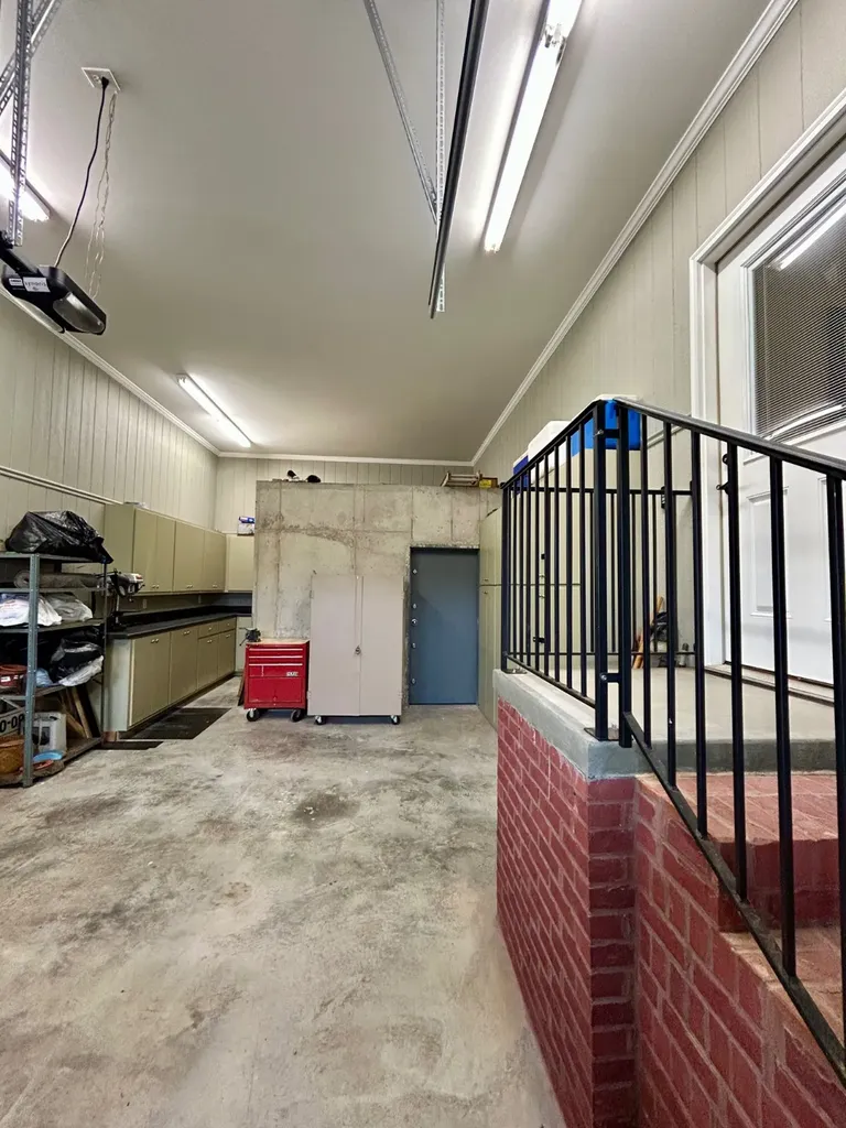 252 Plantation Springs Drive Florence AL 35630