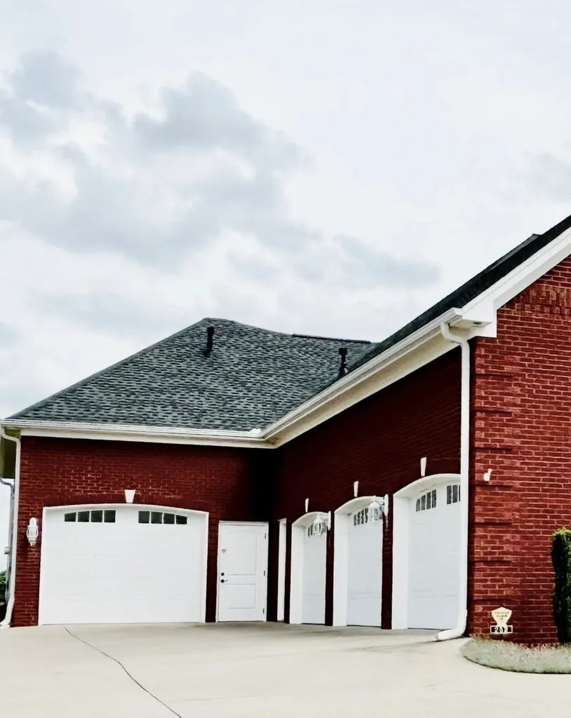 252 Plantation Springs Drive Florence AL 35630