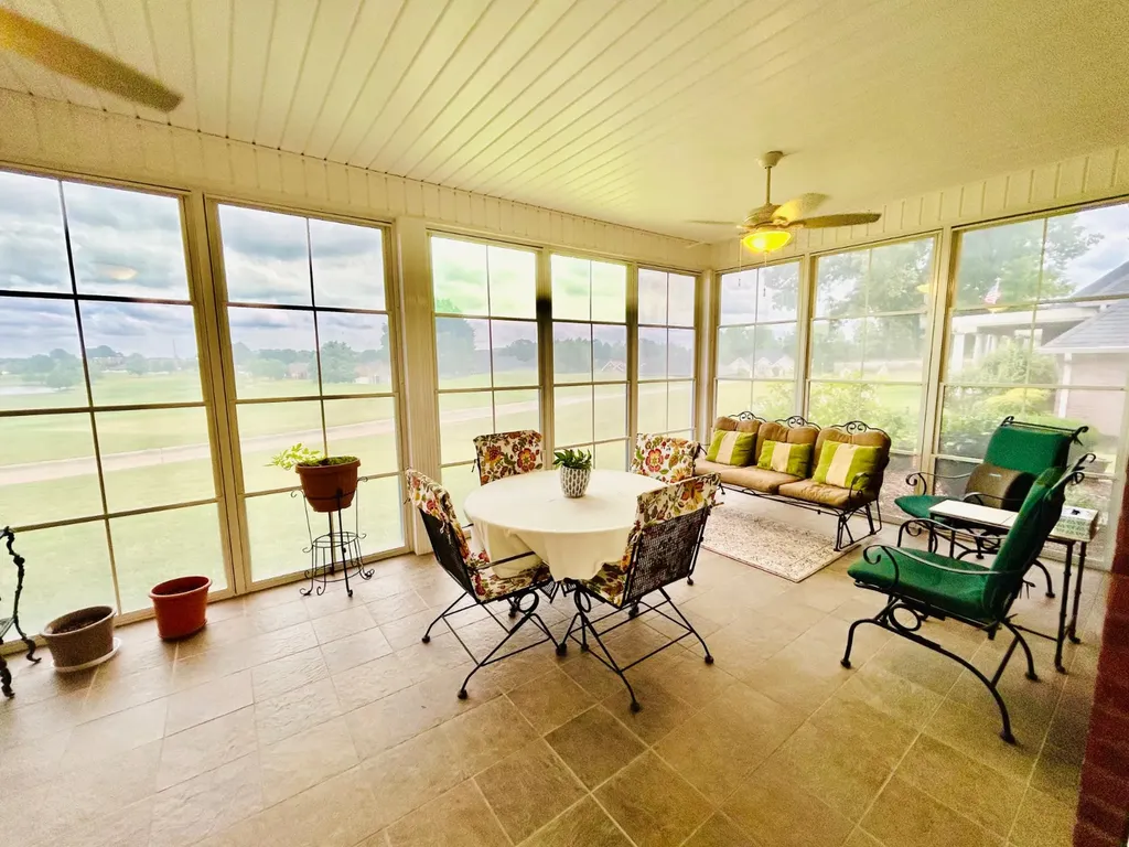 252 Plantation Springs Drive Florence AL 35630