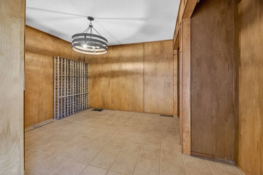 2738 Hilltop Circle Gadsden AL 35904