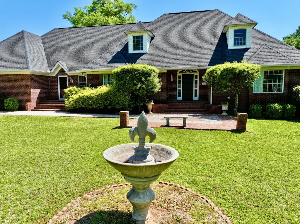 408 East Rose Street Jackson AL 36545