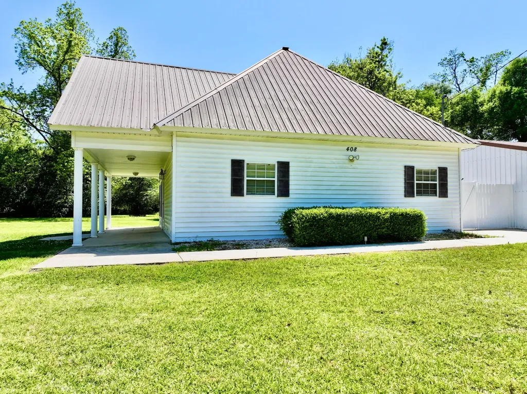 408 East Rose Street Jackson AL 36545